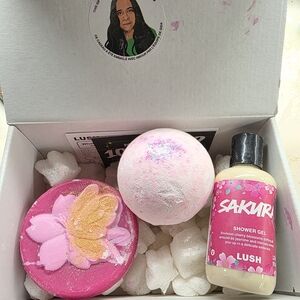 Lush Sakura Body Wash Collection - Pink and Cream